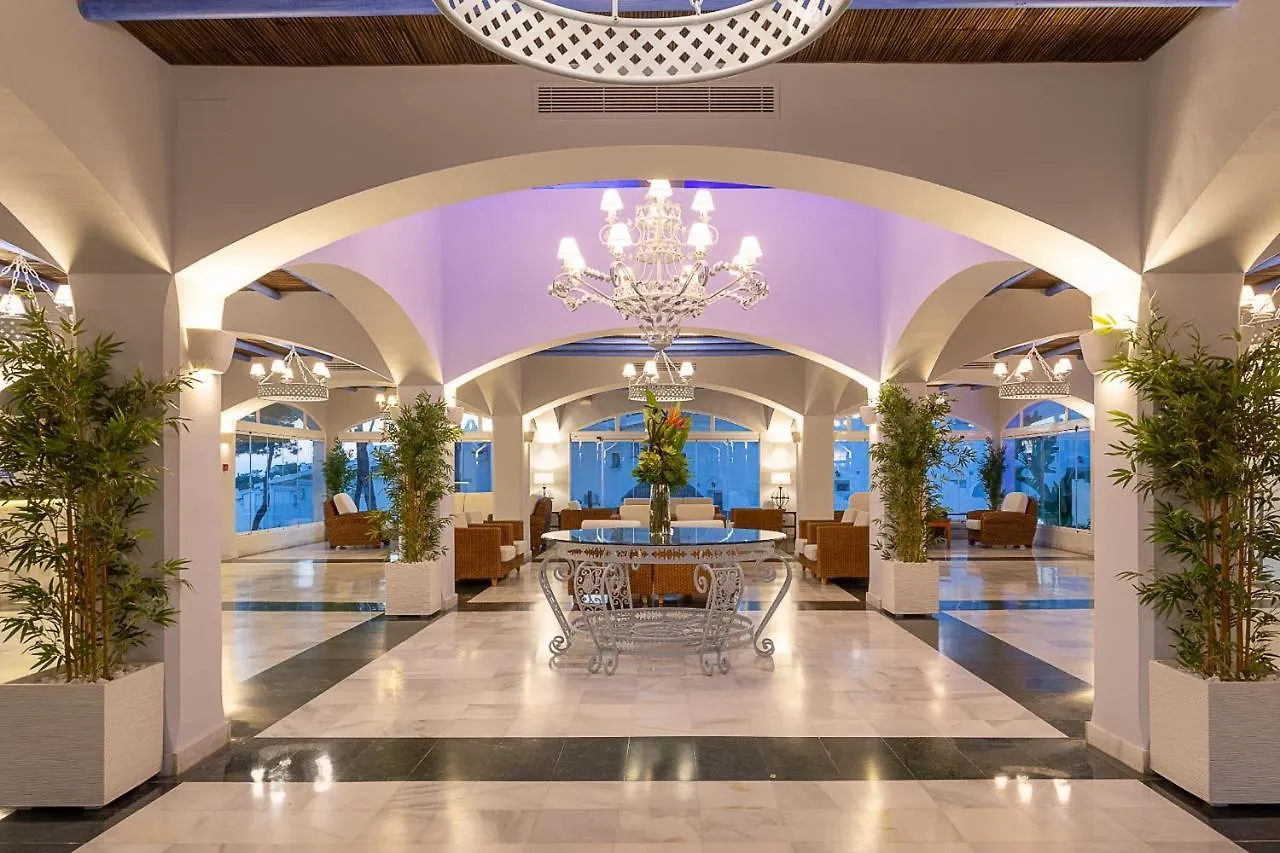 Marbella Pool & Whirlpool Sauna Resort - Happy Rentals Spain