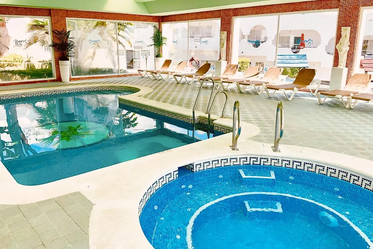 Marbella Pool & Whirlpool Sauna Resort - Happy Rentals